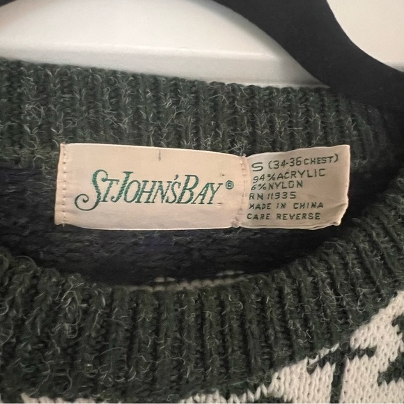 Vintage Winter Sweater - Picture 2 of 3